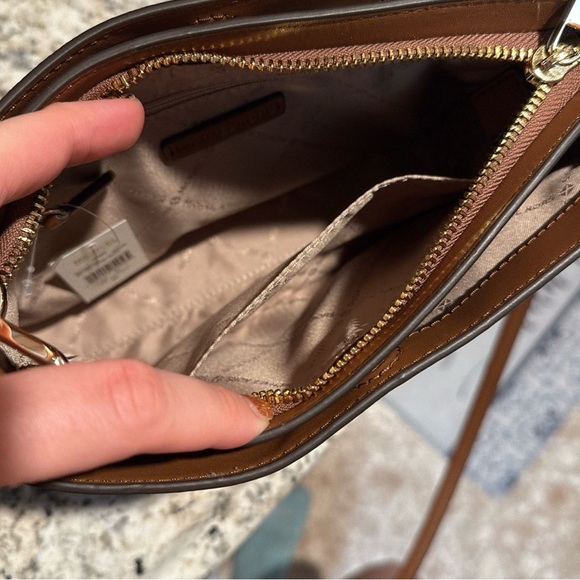 Michael Kors trisha crossbody bag - Picture 3 of 9